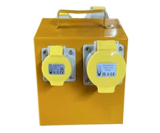 CONNEXIONS 110v  4 way splitter box - 2.5mm cable 10883